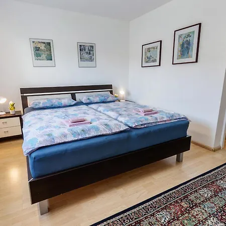 Millot Apartman *